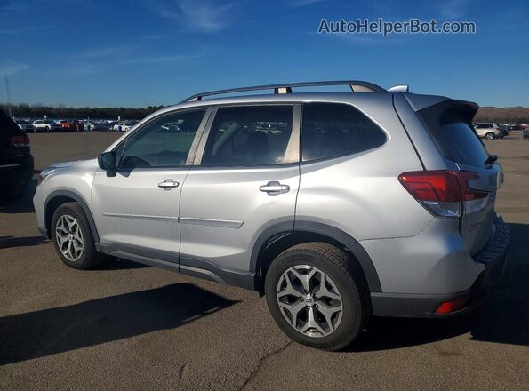 JF2SKAECXKH426229 2019 SUBARU FORESTER Silver 