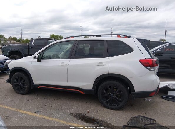 JF2SKAGC9RH435656 2024 SUBARU FORESTER White 