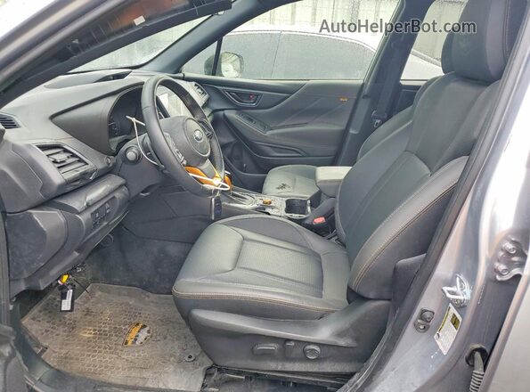 JF2SKAHC6SH401338 2025 SUBARU FORESTER Silver Вид салону спереду