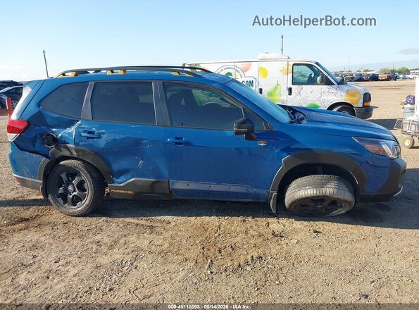 JF2SKAJC1RH403146 2024 SUBARU FORESTER Blue Вид задньої частини салону
