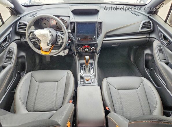 JF2SKAJC2RH521819 2024 SUBARU FORESTER Silver წინა პანელის ხედი