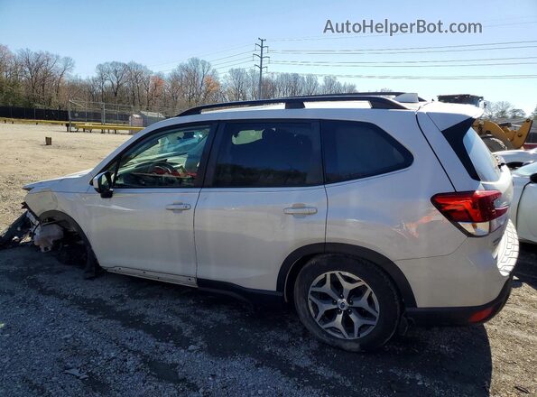 JF2SKAJC5MH518728 2021 SUBARU FORESTER White 