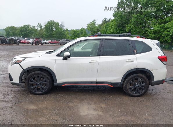 JF2SKAJC5PH506082 2023 SUBARU FORESTER White 