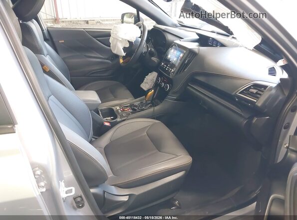 JF2SKAJC6RH474455 2024 SUBARU FORESTER Light Blue Вид салону спереду