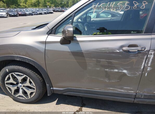 JF2SKAJC8LH495752 2020 SUBARU FORESTER Gold Դիմացի տեսք