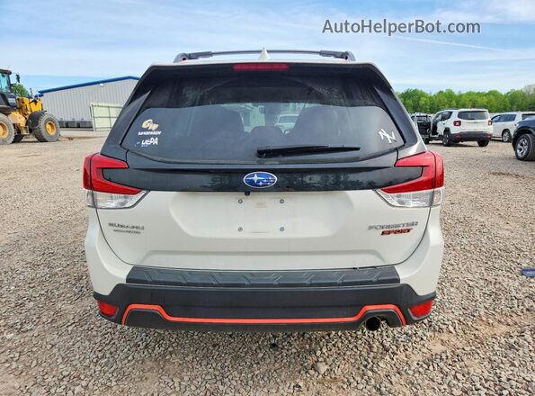 JF2SKALC4MH456509 2021 SUBARU FORESTER White Rear view