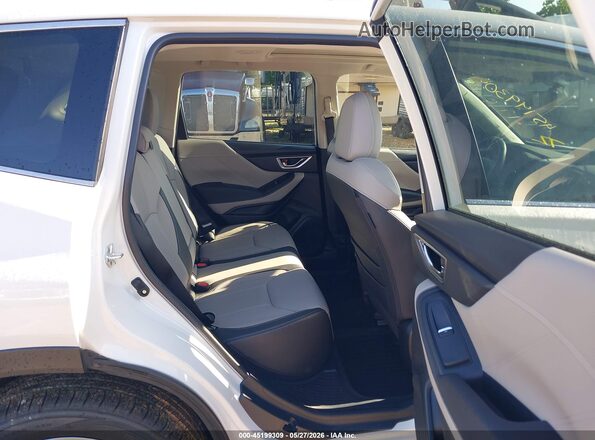 JF2SKAPC0PH526506 2023 SUBARU FORESTER White 