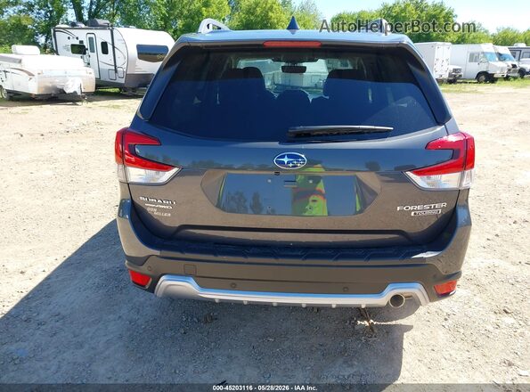 JF2SKARC9PH533094 2023 SUBARU FORESTER Gray 