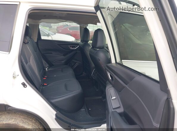 JF2SKAWC2KH531944 2019 SUBARU FORESTER White 