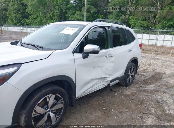JF2SKAWC2KH531944 2019 SUBARU FORESTER White 