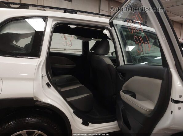 JF2SLDAC1SH486663 2025 SUBARU FORESTER White VIN sticker view