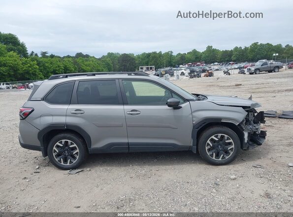 JF2SLDDC8SH438122 2025 SUBARU FORESTER Gray 