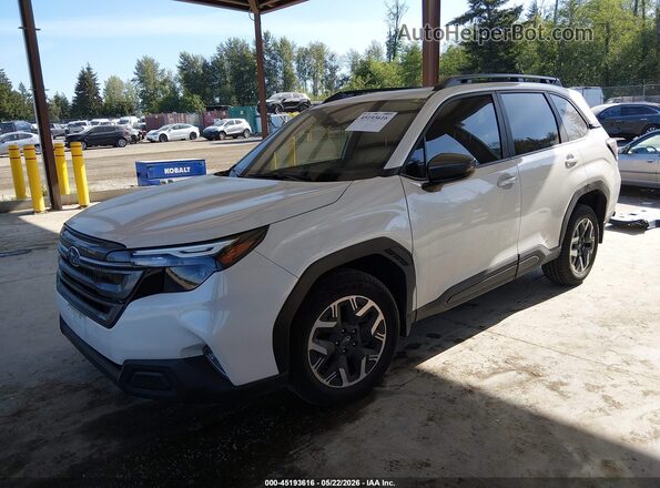 JF2SLDDC8SH599621 2025 SUBARU FORESTER White Առջևի ձախ երեք քառորդ տեսարան