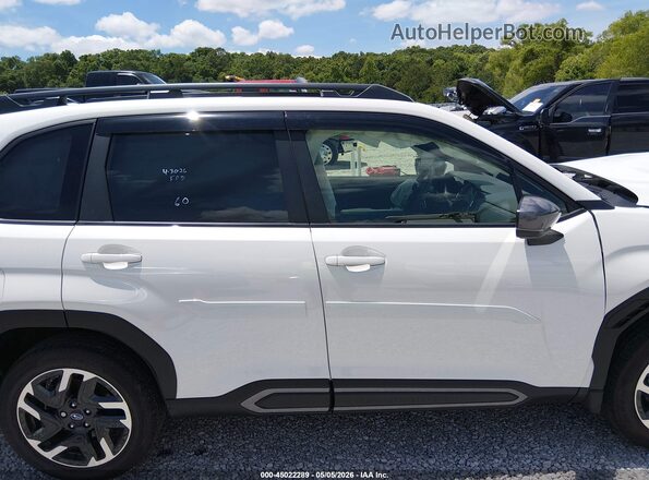 JF2SLDRC1SH419727 2025 SUBARU FORESTER White სალონის 360-გრადუსიანი ხედი