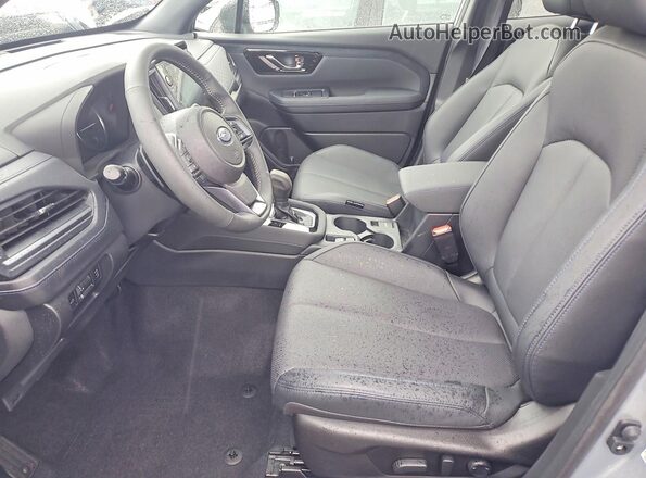 JF2SLDRC3SH614129 2025 SUBARU FORESTER Silver Front interior view