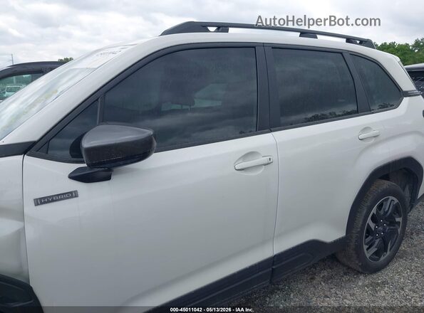 JF2SLSED0SH444234 2025 SUBARU FORESTER White Սալոնի 360 աստիճան տեսք