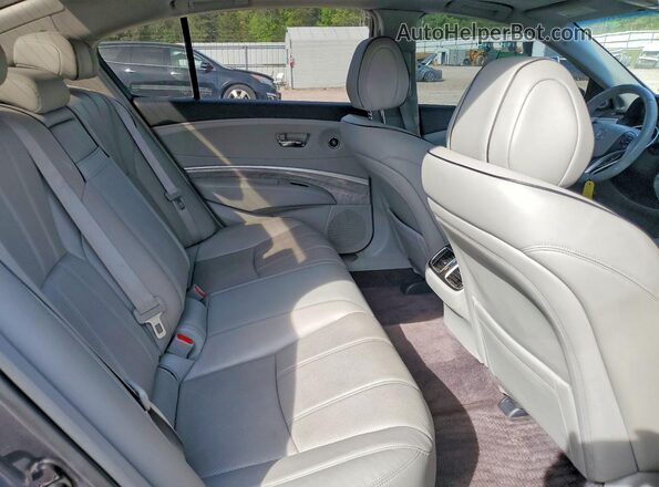 JH4KC1F56JC000365 2018 ACURA RLX Gray Widok tylnych siedzeń