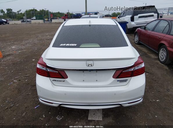 JHMCR6F77HC031426 2017 HONDA ACCORD White 