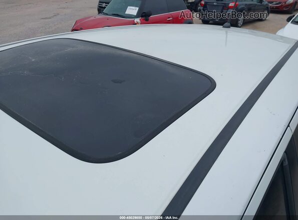 JHMGK5H87HS002844 2017 HONDA FIT White 