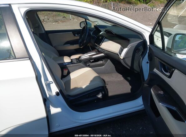 JHMZC5F31JC019300 2018 HONDA CLARITY White Սալոնի դիմացի տեսք