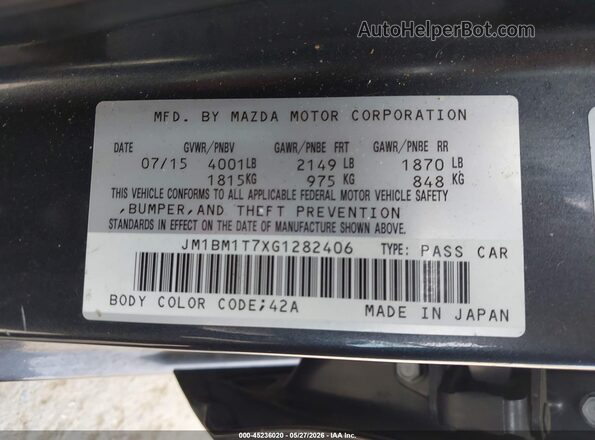 JM1BM1T7XG1282406 2016 MAZDA 3 Gray Vista del compartimento del motor