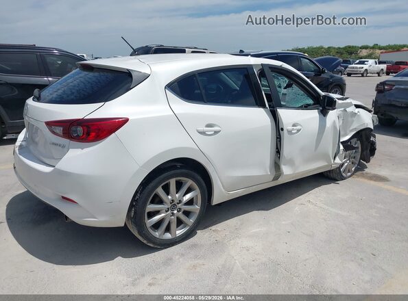 JM1BN1L36H1115715 2017 MAZDA 3 White 