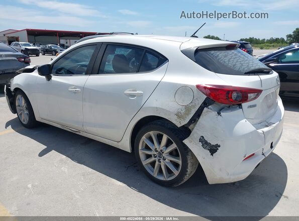 JM1BN1L36H1115715 2017 MAZDA 3 White 