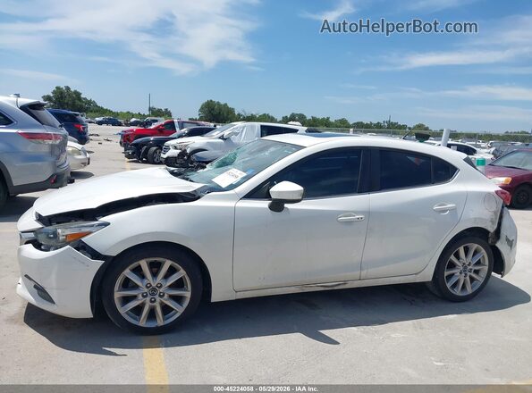 JM1BN1L36H1115715 2017 MAZDA 3 White 