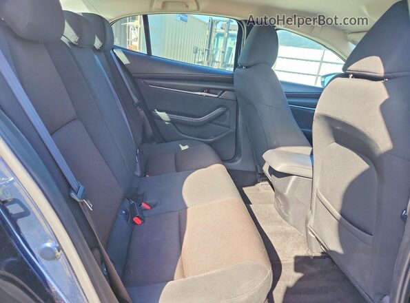 JM1BPAAL1M1345427 2021 MAZDA 3 Синий Вид задних сидений