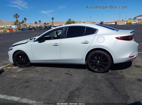 JM1BPABL6T1863594 2026 MAZDA 3 White Widok wnętrza 360 stopni