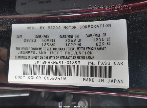 JM1BPAKM6R1701899 2024 MAZDA 3 Black Vista del compartimento del motor