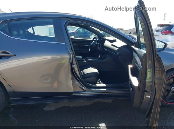 JM1BPAMM7K1143337 2019 MAZDA 3 Gray Вид салону спереду