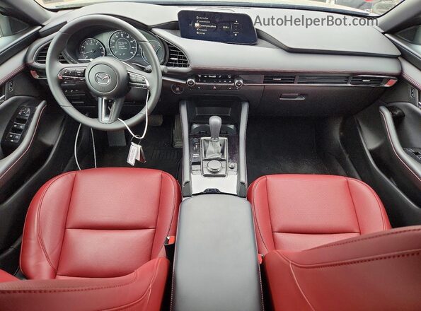 JM1BPBLL7T1867688 2026 MAZDA 3 Gray Widok deski rozdzielczej