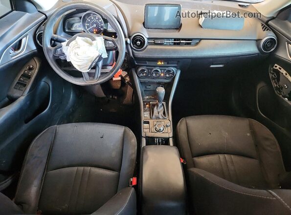 JM1DKDB74K0434065 2019 MAZDA CX-3 Gray Widok deski rozdzielczej