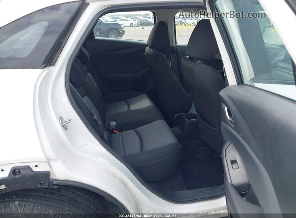 JM1DKDB76J0321748 2018 MAZDA CX-3 White VIN კოდის სტიკერის ხედი