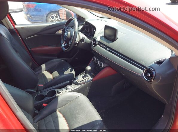 JM1DKDD72J0305804 2018 MAZDA CX-3 Maroon Вид салону спереду
