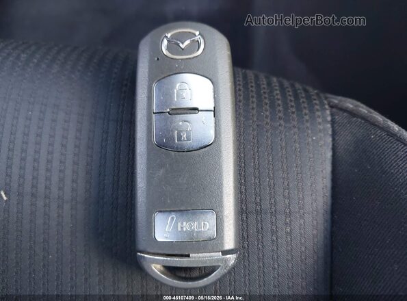 JM1DKFB72K1418937 2019 MAZDA CX-3 Синий Вид панели приборов