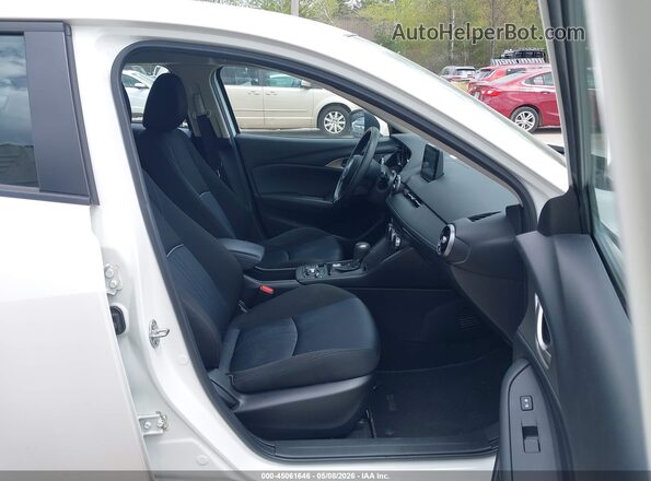 JM1DKFB72M1506101 2021 MAZDA CX-3 White Սալոնի դիմացի տեսք