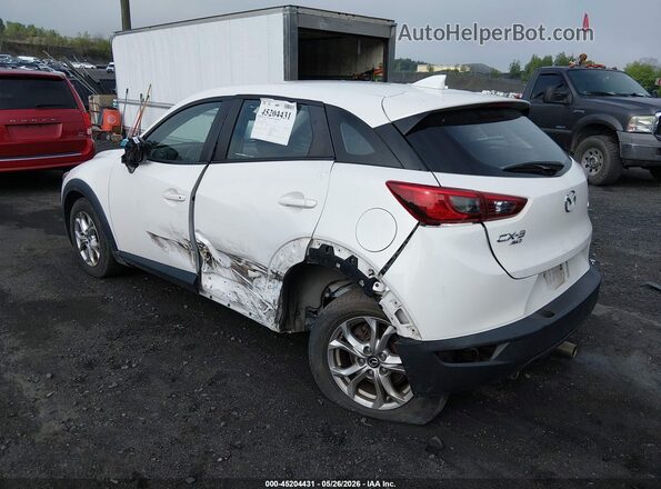 JM1DKFB76G0128519 2016 MAZDA CX-3 White 
