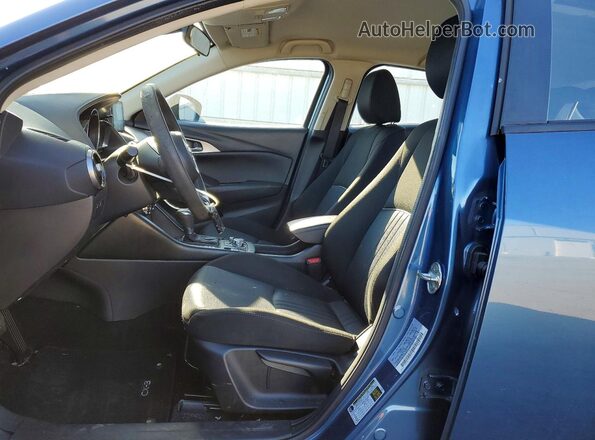 JM1DKFB76M1517389 2021 MAZDA CX-3 Blue Вид салону спереду