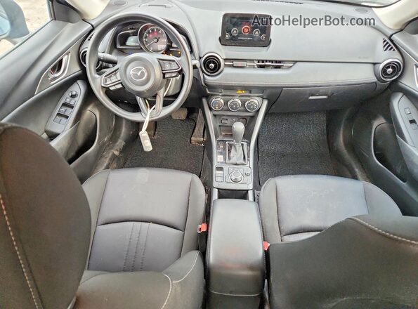 JM1DKFB79L1474200 2020 MAZDA CX-3 Blue Առջևի վահանակի տեսք