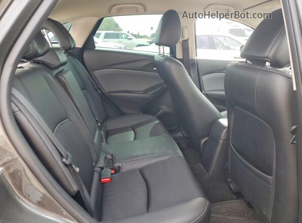 JM1DKFC77K0414287 2019 MAZDA CX-3 Серый Вид задних сидений