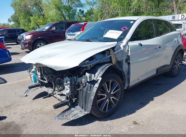 JM1DKFC78J1304597 2018 MAZDA CX-3 Silver Вид спереду