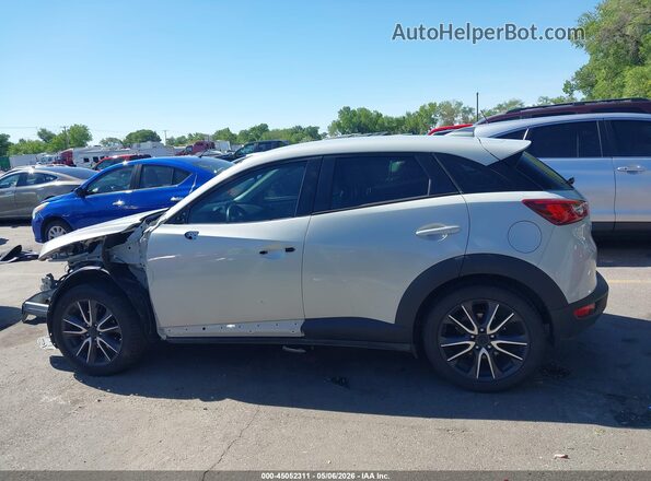 JM1DKFC78J1304597 2018 MAZDA CX-3 Silver 