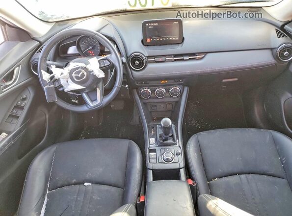 JM1DKFC79M1509740 2021 MAZDA CX-3 Gray Vista del salpicadero
