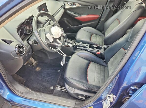 JM1DKFD70J0305926 2018 MAZDA CX-3 Blue 
