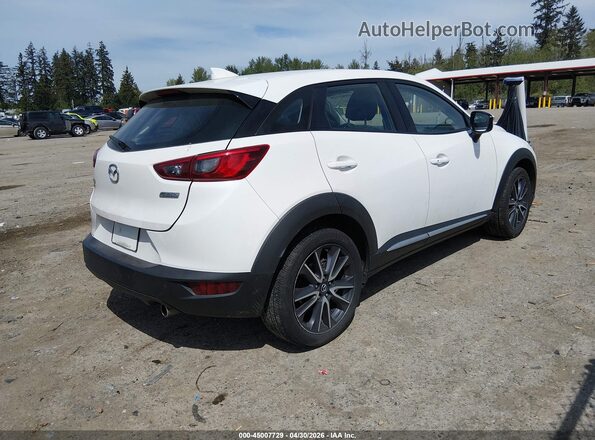 JM1DKFD70J0316991 2018 MAZDA CX-3 White Задня права чверть
