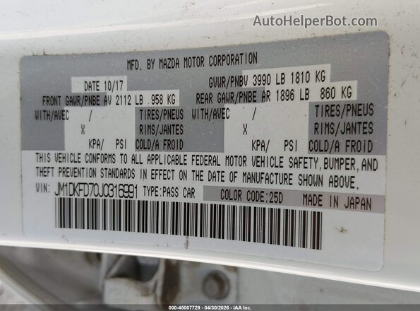 JM1DKFD70J0316991 2018 MAZDA CX-3 White Вид підкапотного простору