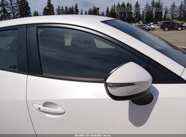 JM1DKFD70J0316991 2018 MAZDA CX-3 White Панорамний вид салону 360°