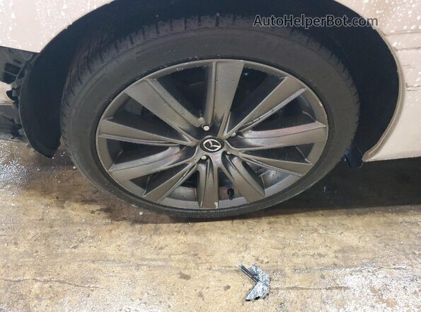 JM1GL1TY3M1609483 2021 MAZDA 6 White 